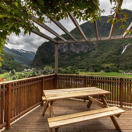 Panoramic Terrace, Huge Rain Shower And Cosy Lofts Flåm Dış mekan fotoğraf